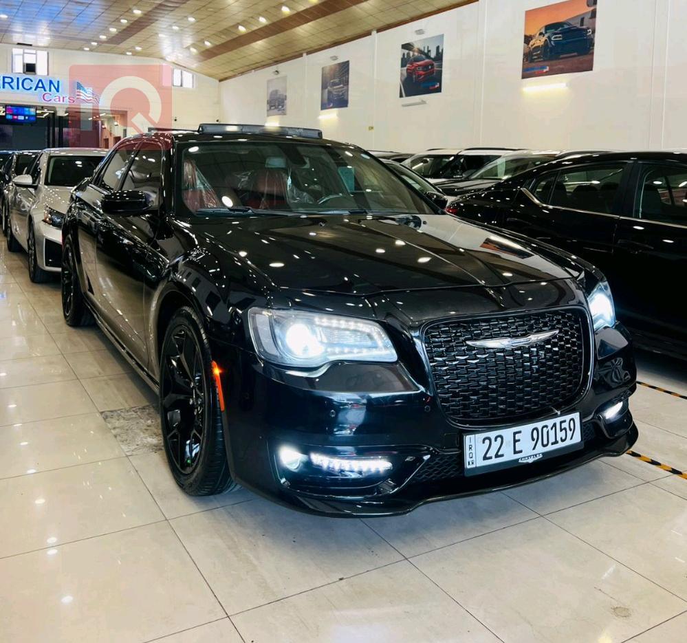 کرایسلەر 300